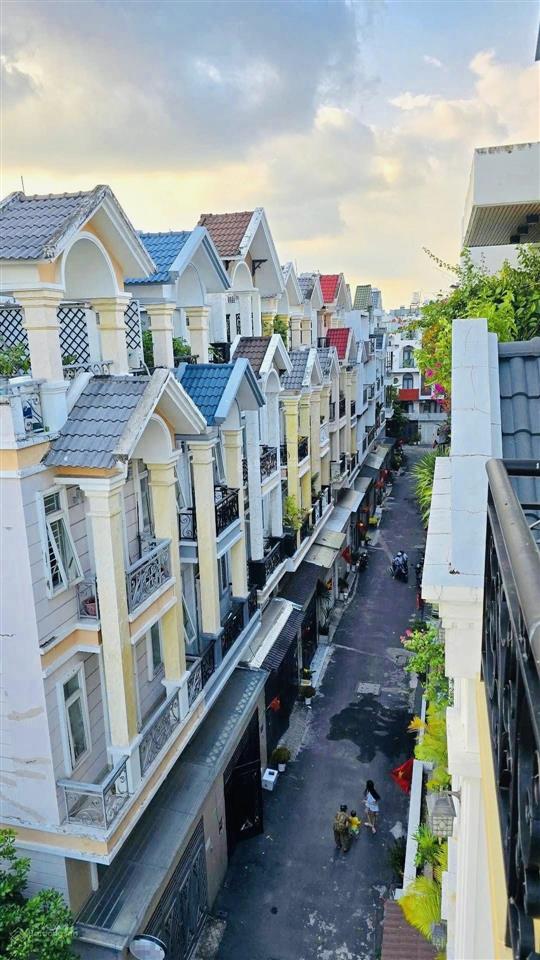 9,4 tỷ  nhà 5 tầng 4x13m  view công viên  hẻm thông xe hơi tránh  lê đức thọ phường 6 gò vấp