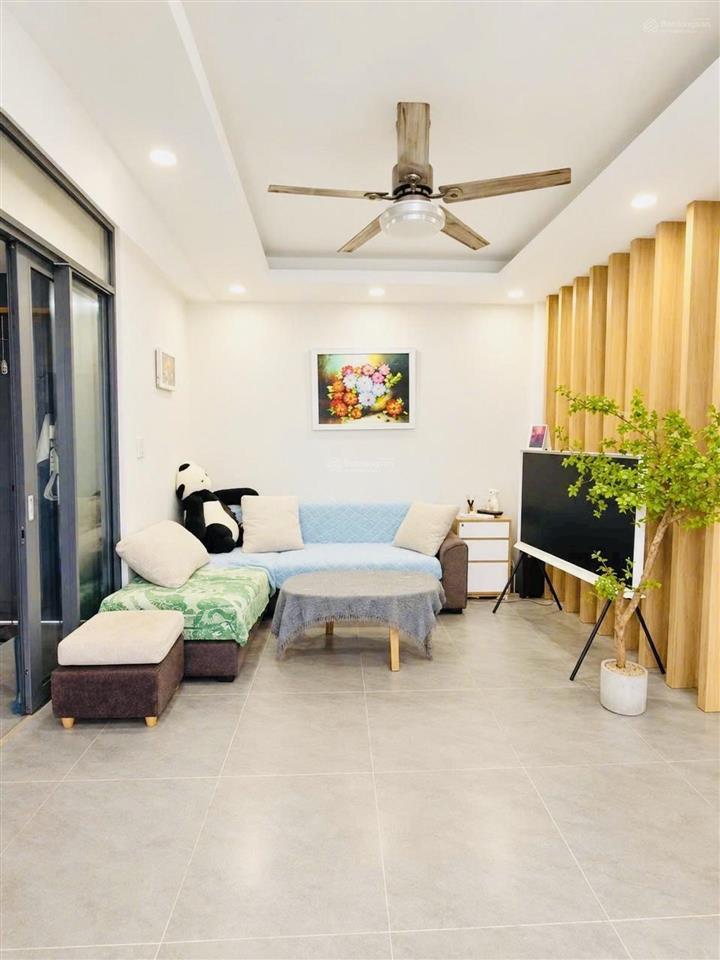 Bán biệt thự 7,8 tỷ  dt 8x14m2, công nhận 99,6m2  nguyễn văn đậu  p.11, bình thạnh gần quận 1.