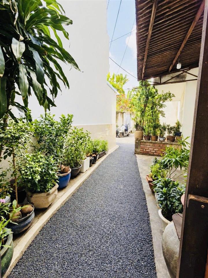 Bán biệt thự 7,8 tỷ  dt 8x14m2, công nhận 99,6m2  nguyễn văn đậu  p.11, bình thạnh gần quận 1.