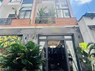 Nhà hẻm 5m thông xe hơi  dt 4m x 20m  3 tầng  4pn  chỉ hơn 9 tỷ còn tl!
