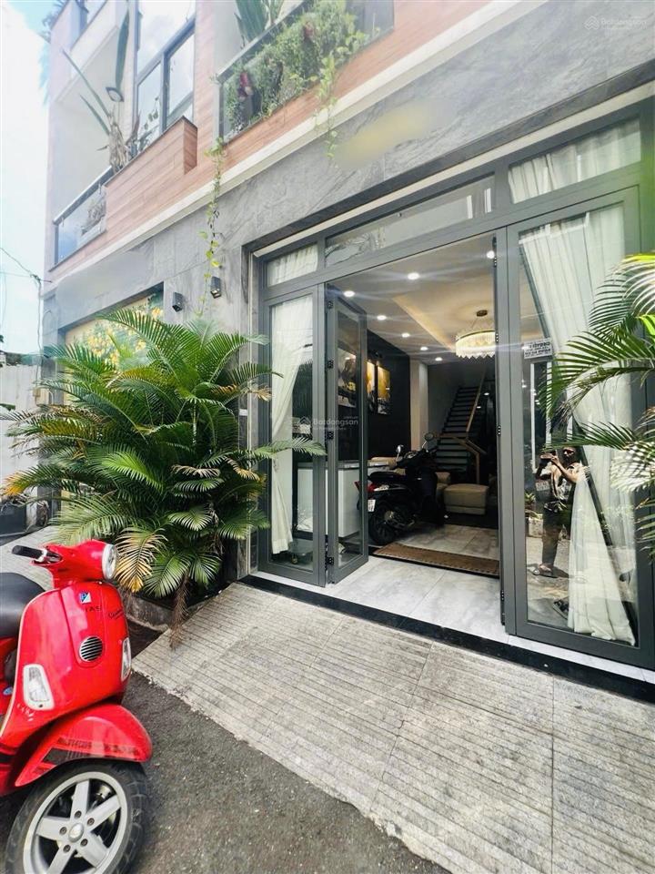 Nhà hẻm 5m thông xe hơi  dt 4m x 20m  3 tầng  4pn  chỉ hơn 9 tỷ còn tl!
