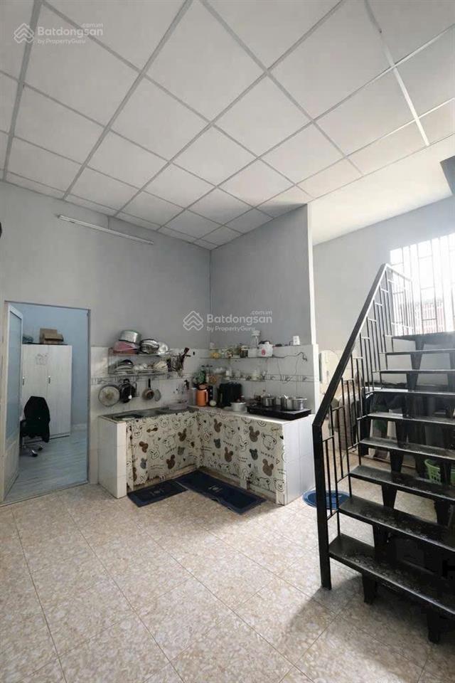 Bán nhà 2 tầng mt hẻm kinh doanh, ngang 5,5mx20m, chỉ 5,9 tỷ