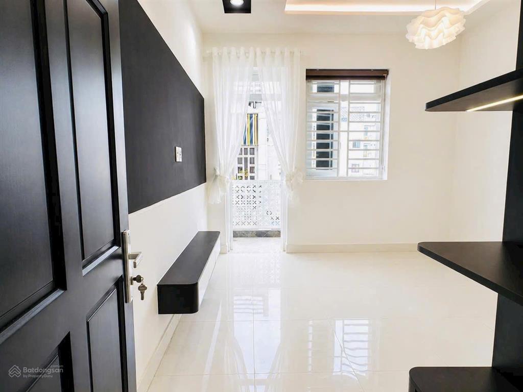 Nhà đẹp 4 tầng ful nội thất đường ô tô  trung tâm bình tân  chỉ hơn 6 tỏi