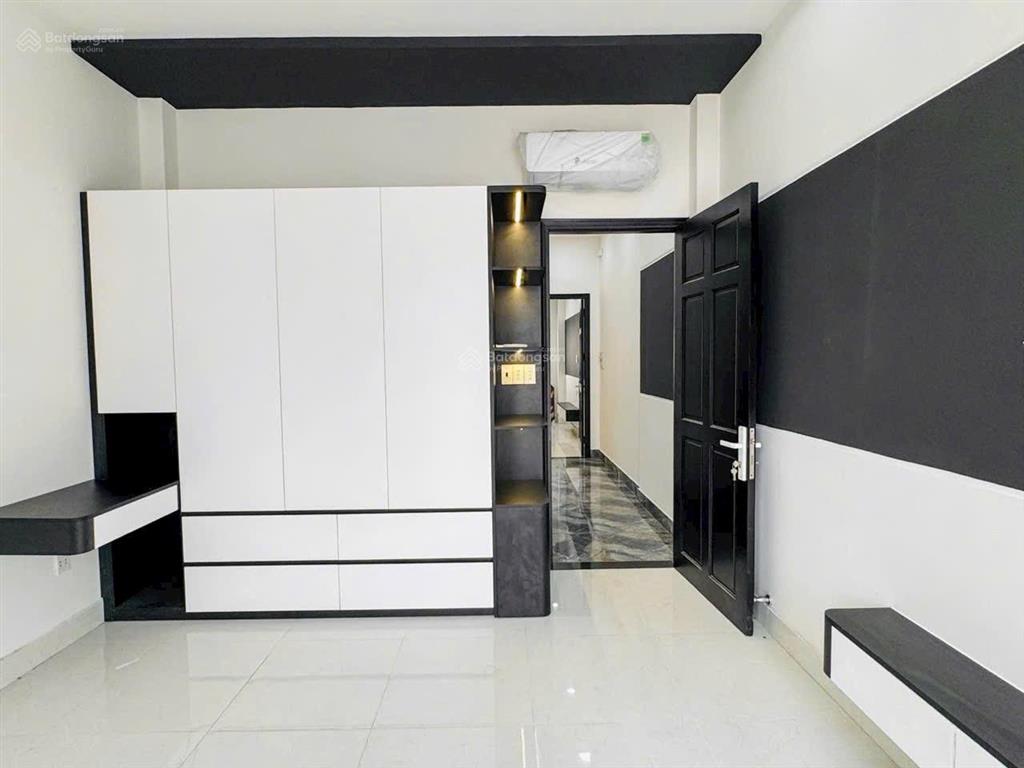 Nhà đẹp 4 tầng ful nội thất đường ô tô  trung tâm bình tân  chỉ hơn 6 tỏi