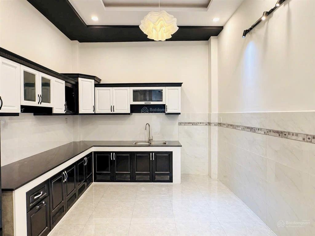 Nhà đẹp 4 tầng ful nội thất đường ô tô  trung tâm bình tân  chỉ hơn 6 tỏi