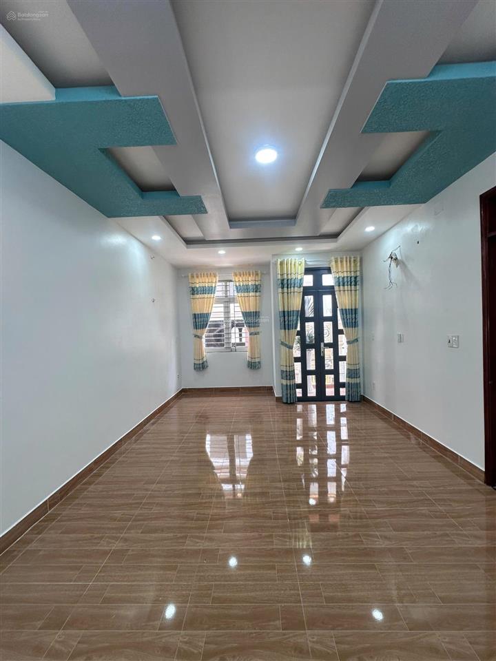 Bán nhà 4 tầng ngay chợ bình thành, giáp tân phú, ngang lớn 8m, hẻm xe hơi chỉ nhỉnh 5 tỷ