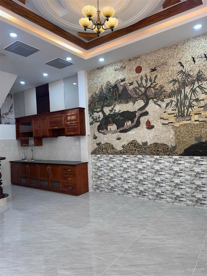 Bán nhà 4 tầng ngay chợ bình thành, giáp tân phú, ngang lớn 8m, hẻm xe hơi chỉ nhỉnh 5 tỷ