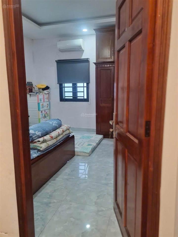 2 mặt tiền đường nhựa 6m nhà 3 tầng full thổ cư đang ngộp bán gấp hơn 5tỷ