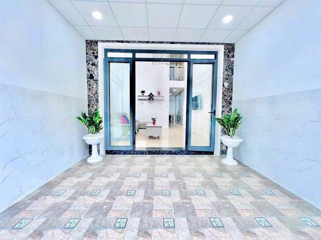 Căn hộ dịch vụ 1/tl10 giáp khu tên lửa ngay khu ponchen, nhà 5 tầng 8pn, chỉ 6 tỷ nhỉnh xíu xiu