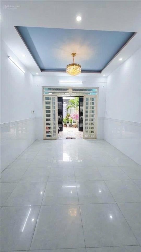 Chủ gấp bán nhà 3 tầng giáp aeon tân phú, hẻm xe tải thông, chỉ nhỉnh 5 tỷ