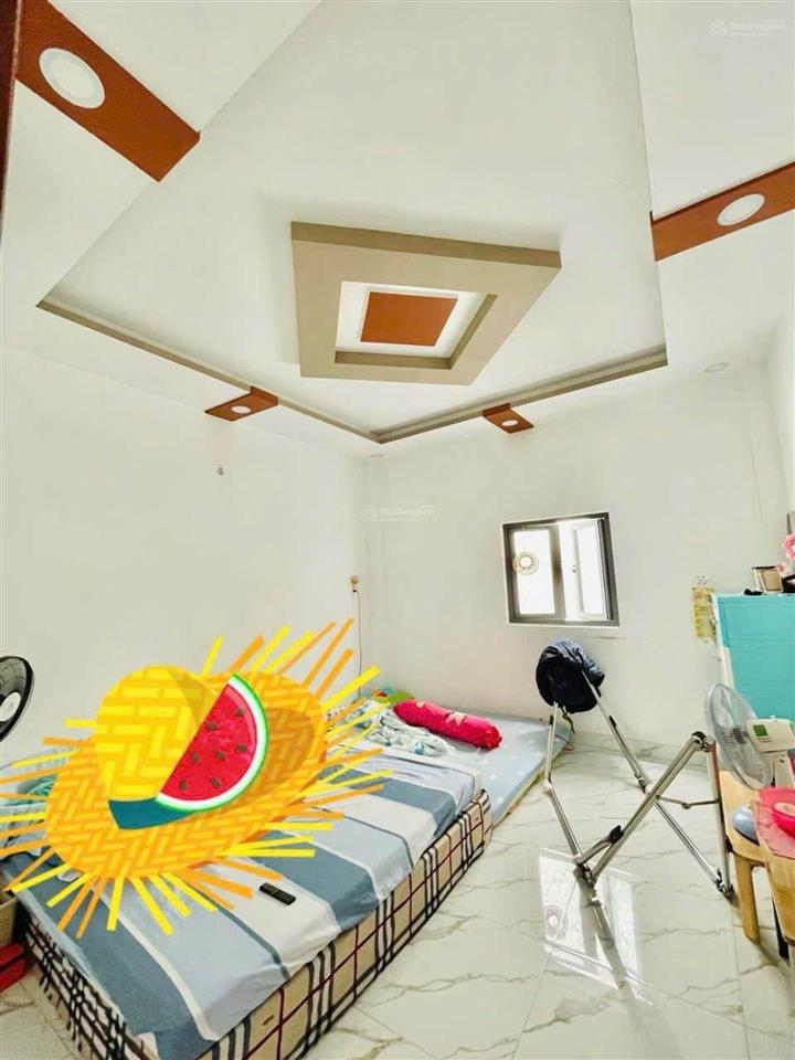 Nhà bán 4 tầng ngay ngã tư 4 xã hẻm xe hoi 6m thông lê văn quới, sổ hồng riêng hoàn công đủ