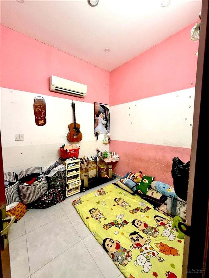 Bán nhà ngay ngã tư 4 xã lê văn quới, 2 tầng (72m2) hẻm xe tải 8m thông, chỉ nhỉnh 7 tỷ xíu xiu