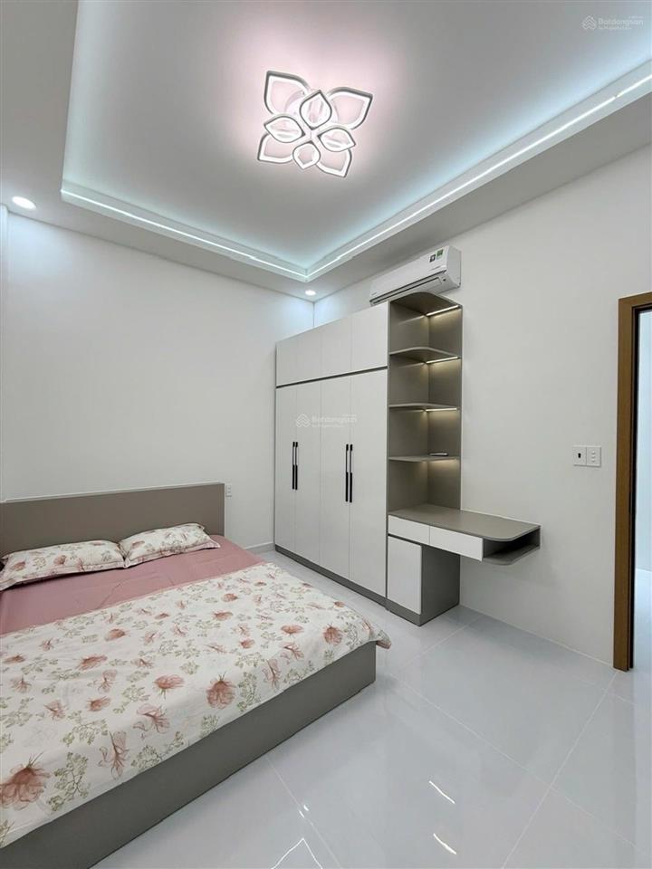 Siêu phẩm tân phú đường khuôn việt chỉ 6 tỷ nhà 2 tầng 3pn, sổ hồng riêng chỉ 6 tỷ nhỉnh xíu xiu