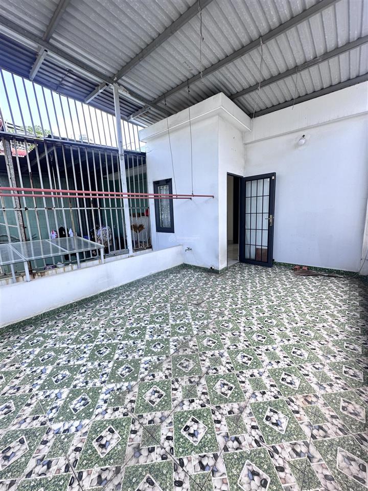 Bán nhà 3tầng ngang 5mx15m, trong khu dân trí giáp tân phú chỉ hơn 5đ