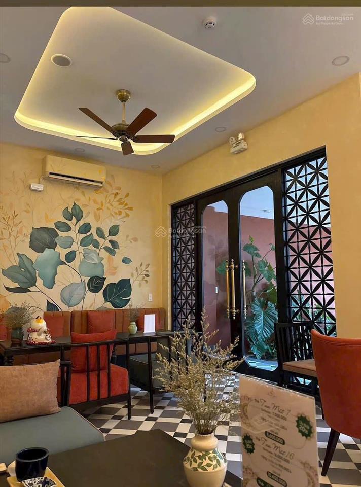 Cho thuê mặt bằng kinh doanh cao cấp trung tâm quận 1  diện tích lên tới 400m2