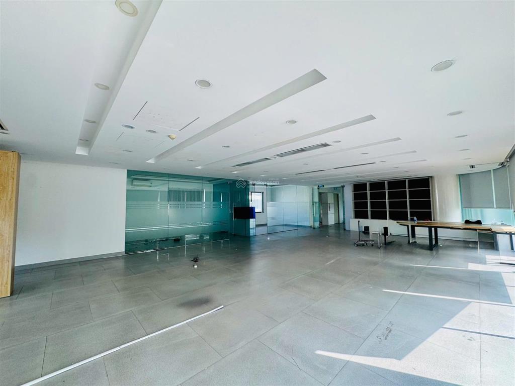 Cho thuê tòa nhà diện tích hơn 3000m2 trung tâm an khánh, quận 2