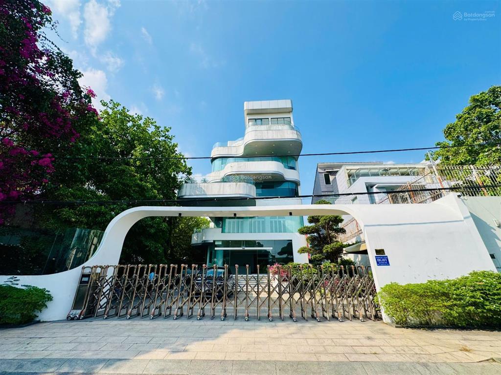 Cho thuê tòa nhà diện tích hơn 3000m2 trung tâm an khánh, quận 2