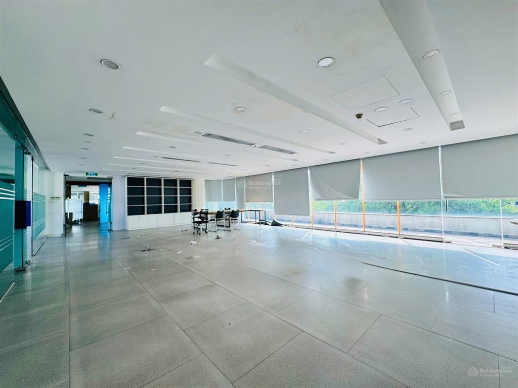 Cho thuê tòa nhà diện tích hơn 3000m2 trung tâm an khánh, quận 2