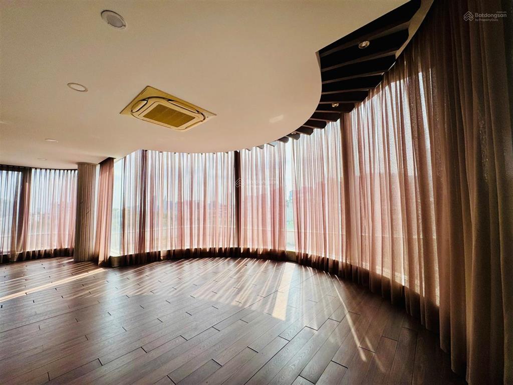Cho thuê tòa nhà diện tích hơn 3000m2 trung tâm an khánh, quận 2