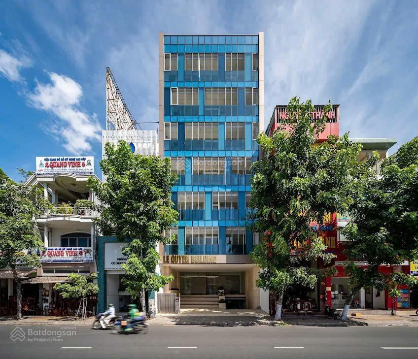 Văn phòng kinh doanh cao cấp ngay trung tâm tân bình  diện tích sử dụng lên tới 500m2