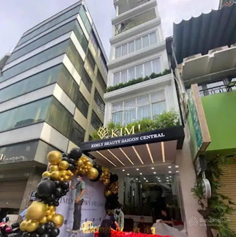 Mặt bằng kinh doanh ngay trung tâm quận 1  diện tích lên tới 300m2