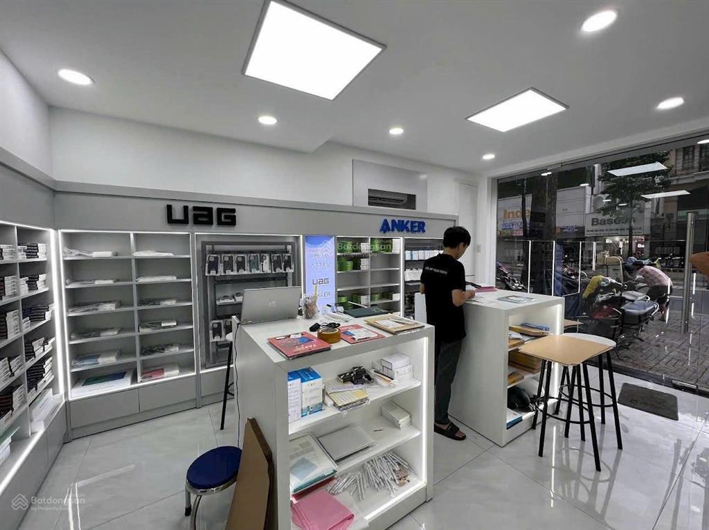 Góc 2 mặt tiền nguyễn thị minh khai quận 3  diện tích sử dụng lên tới 100m²