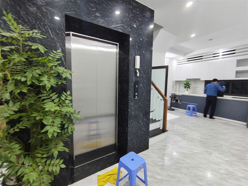 KHÂM THIÊN – 6 TẦNG THANG MÁY – NHÀ ĐẸP SÁNG THOÁNG – 11.5 TỶ ĐỐNG ĐA.