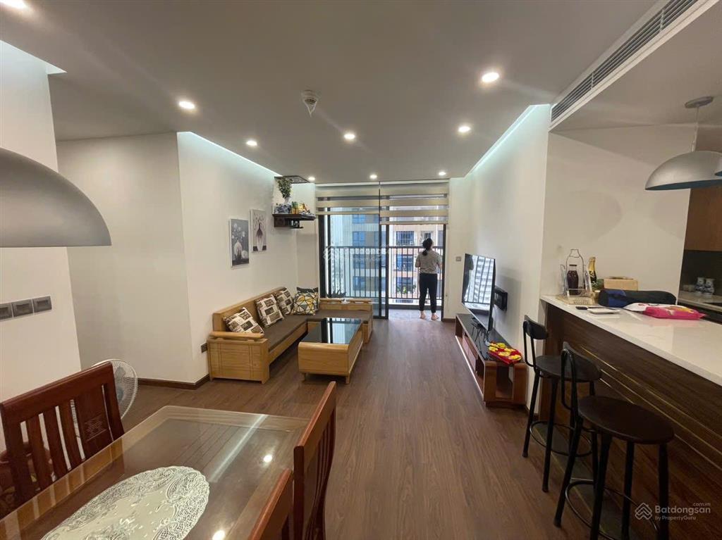 Chính chủ cần bán gấp căn hộ tại cc 6th element 2pn  60m2, giá siêu tốt