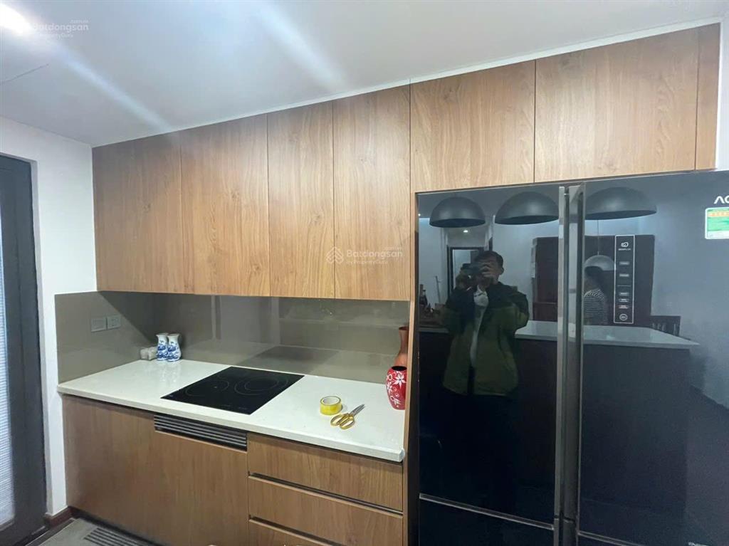 Chính chủ cần bán gấp căn hộ tại cc 6th element 2pn  60m2, giá siêu tốt