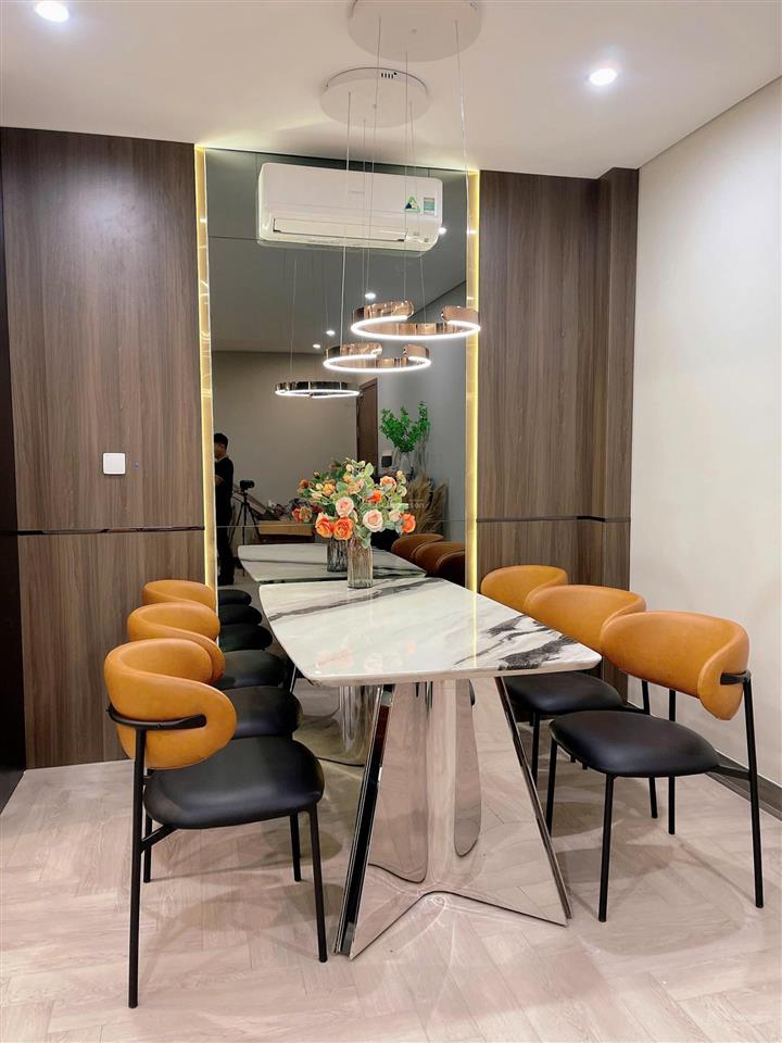 Em bán quỹ căn hộ 3pn tại chung cư n03 khu ngoại giao đoàn, giá 14 tỷ, nội thất đầy đủ, view đẹp