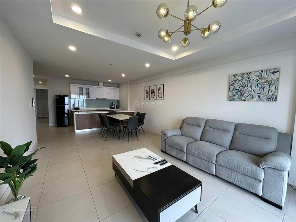 Cho thuê căn 2pn cao cấp, rộng 84m2 tại kosmo tây hồ, giá chỉ từ 15 triệu vnd, vào ở ngay