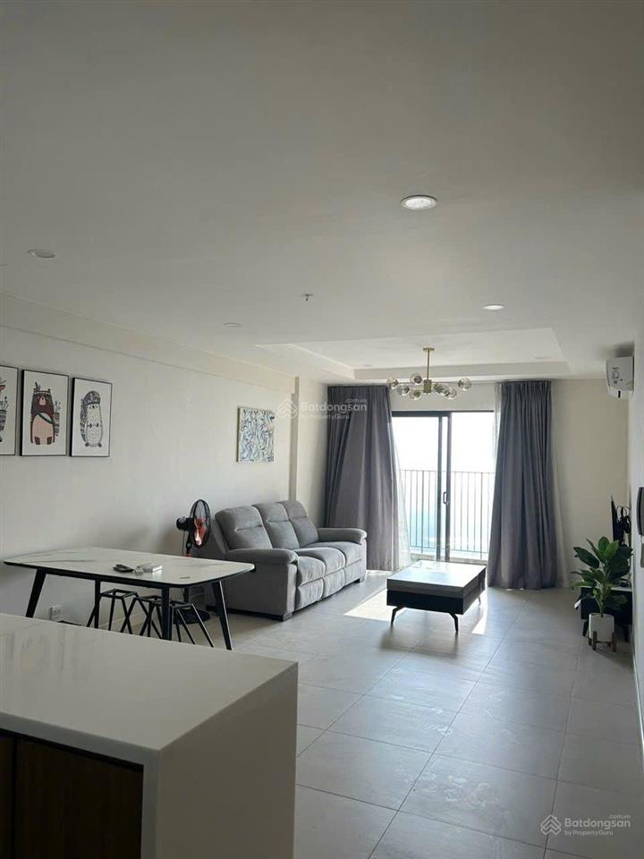Cho thuê căn 2pn cao cấp, rộng 84m2 tại kosmo tây hồ, giá chỉ từ 15 triệu vnd, vào ở ngay