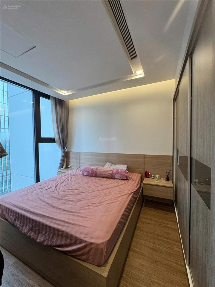 Cho thuê cc vinhomes metropolis  liễu giai, giá 23 triệu, 80m2, 2pn 2wc, đầy đủ tiện ích
