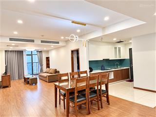 Em cho thuê căn 3pn rộng 150m full đồ tại discovery, giá chỉ 22 triệu/tháng, vào được luôn