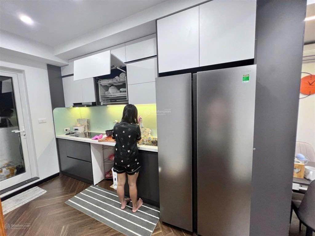 Bán nhà mặt phố chính chủ cầu giấy (giảm 5 tỷ)