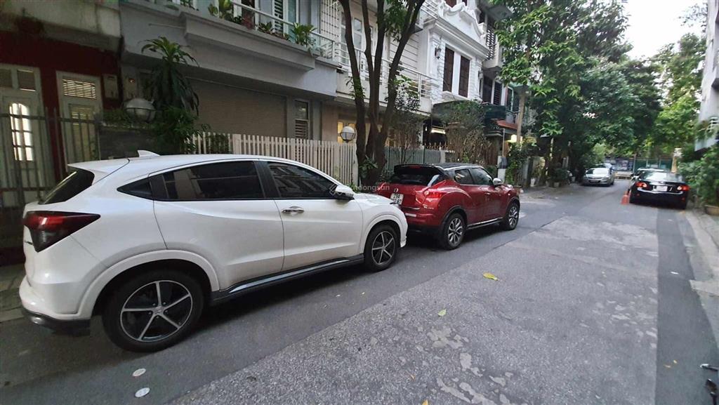 Liền kề vip  khu 181 phân lô bàn cờ nguyễn lương bằng