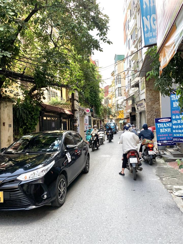 Bán tòa căn hộ dịch vụ cao cấp mặt ngõ 192 lê trọng tấn thanh xuân