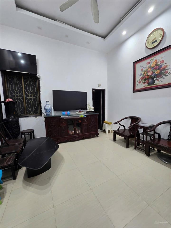 Bán gấp np tại nguyễn lân, 17,5 tỷ, 61,3m2, 2pn, 2wc