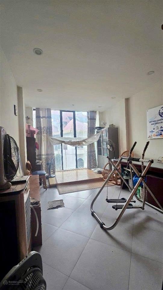 Nhà mặt phố tại bưởi, 45 tỷ, 63 m2, 6pn, 5wc, 7 tầng, mặt tiền 3.6m, bán ngay
