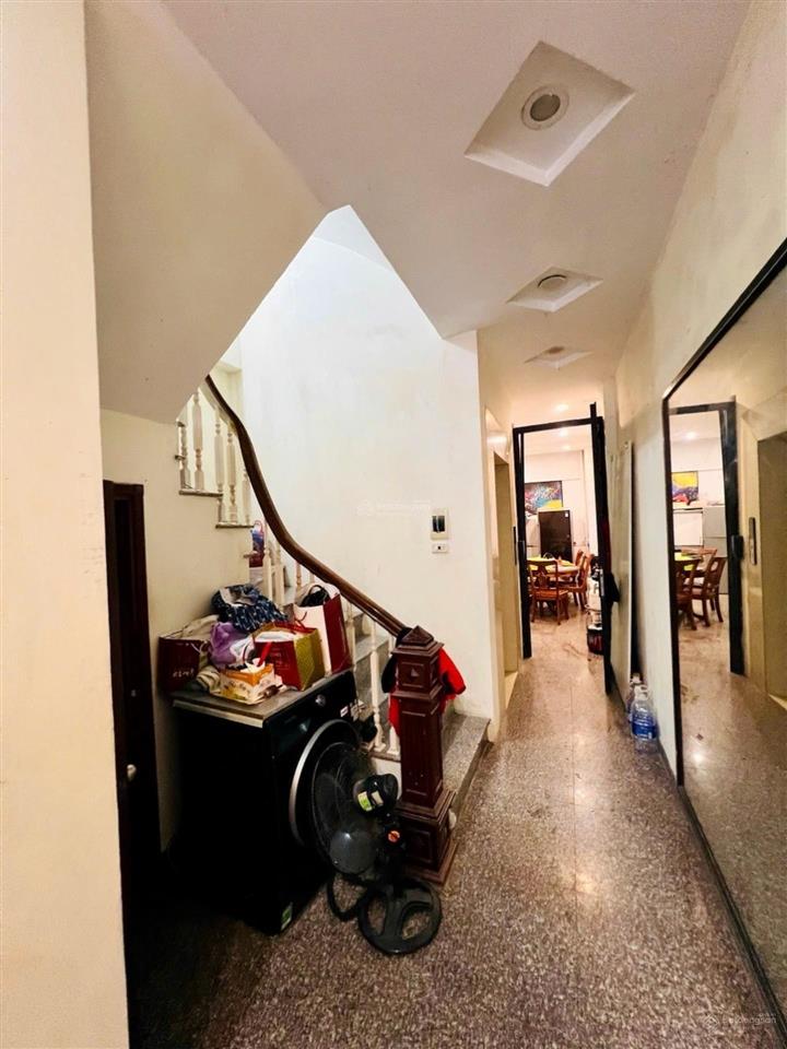Nhà mặt phố tại bưởi, 45 tỷ, 63 m2, 6pn, 5wc, 7 tầng, mặt tiền 3.6m, bán ngay