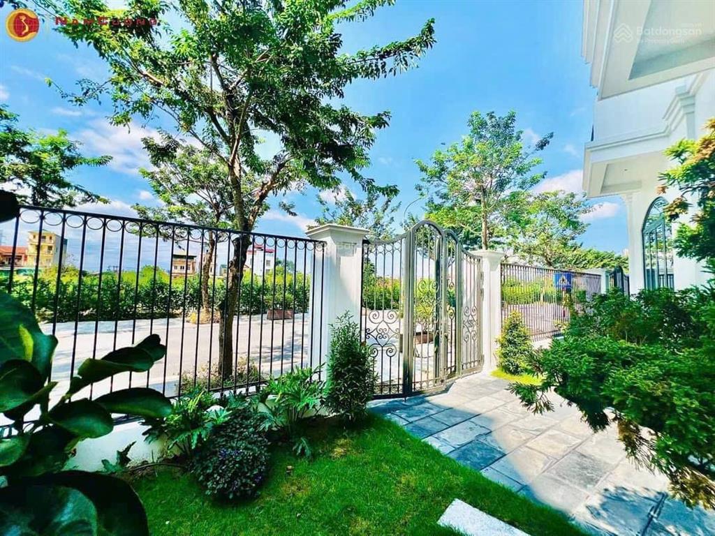 Cơ hội có 102 chỉ trong tháng 8 này