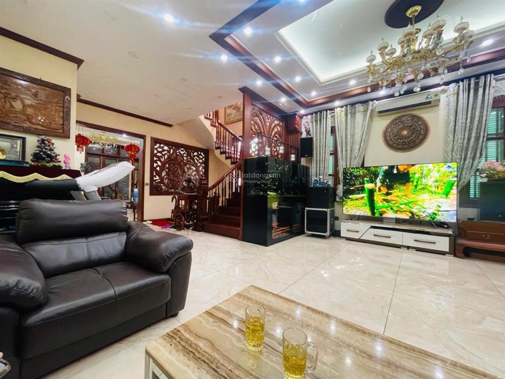 Cần bán nhanh biệt thự liền kề 183 hoàng văn thái. 85m2. 5 tầng. mt 5m. giá 36tỷ