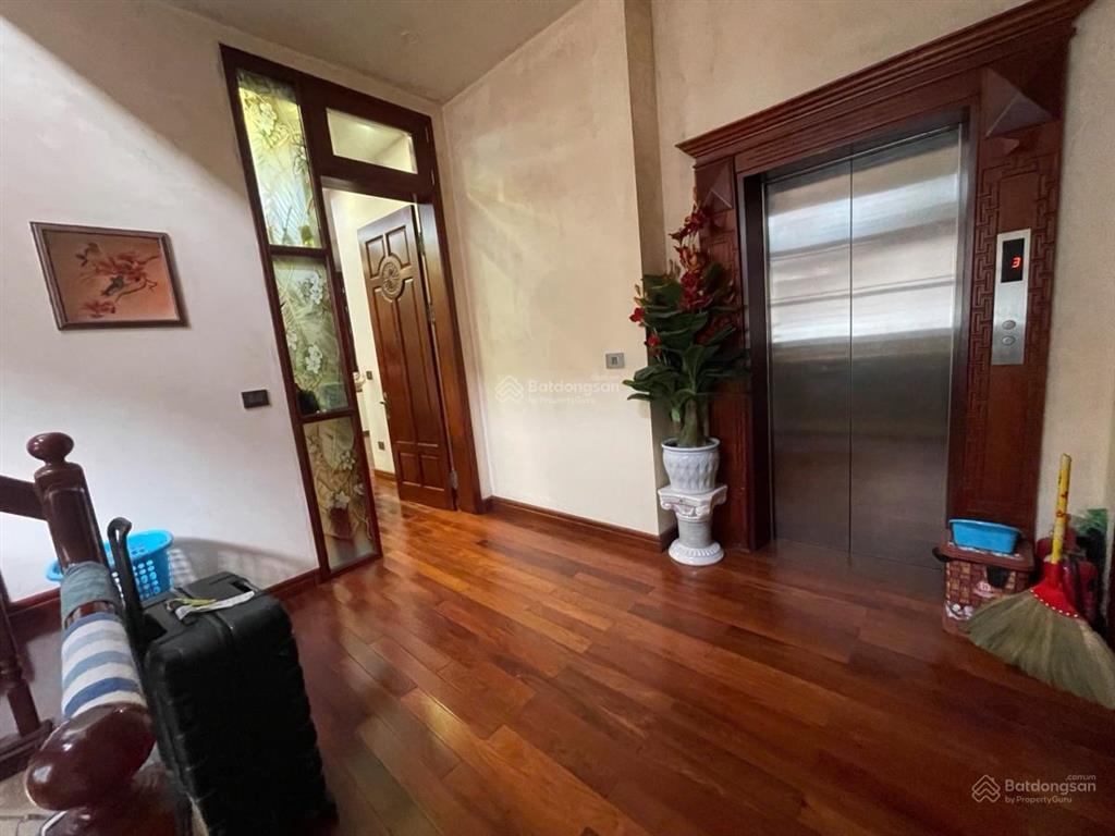 Cần bán nhanh biệt thự liền kề 183 hoàng văn thái. 85m2. 5 tầng. mt 5m. giá 36tỷ