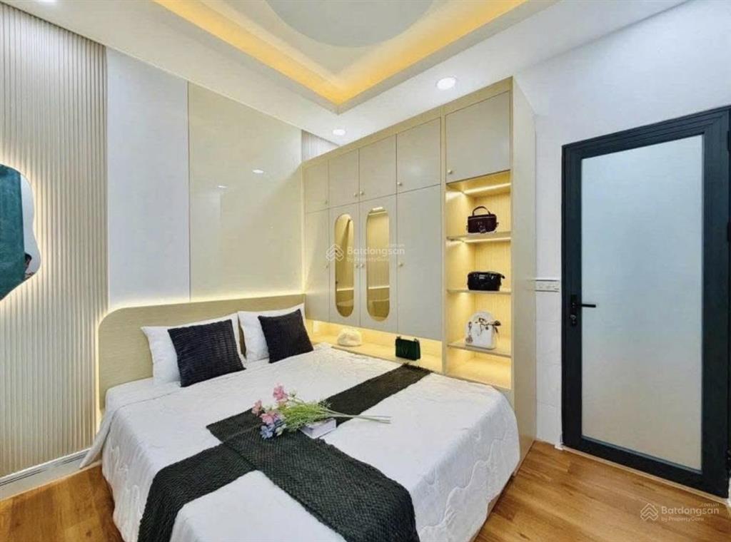 Bán gấp căn nhà siêu đẹp ngay đường bình giã phường 13 quận tân bình 34,2m2 giá chỉ 2tỷ950