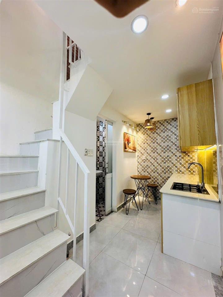 Nhà chính chủ giá chỉ 2tỷ550 ngay đường phan huy ích p12 q.gò vấp diện tích 55m2sổ hồng riêng