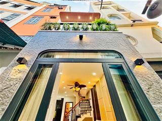 Bán gấp nhà ngay đường nguyễn thượng hiền p11 q. bình thạnh  44,8m2, sổ hồng riêng