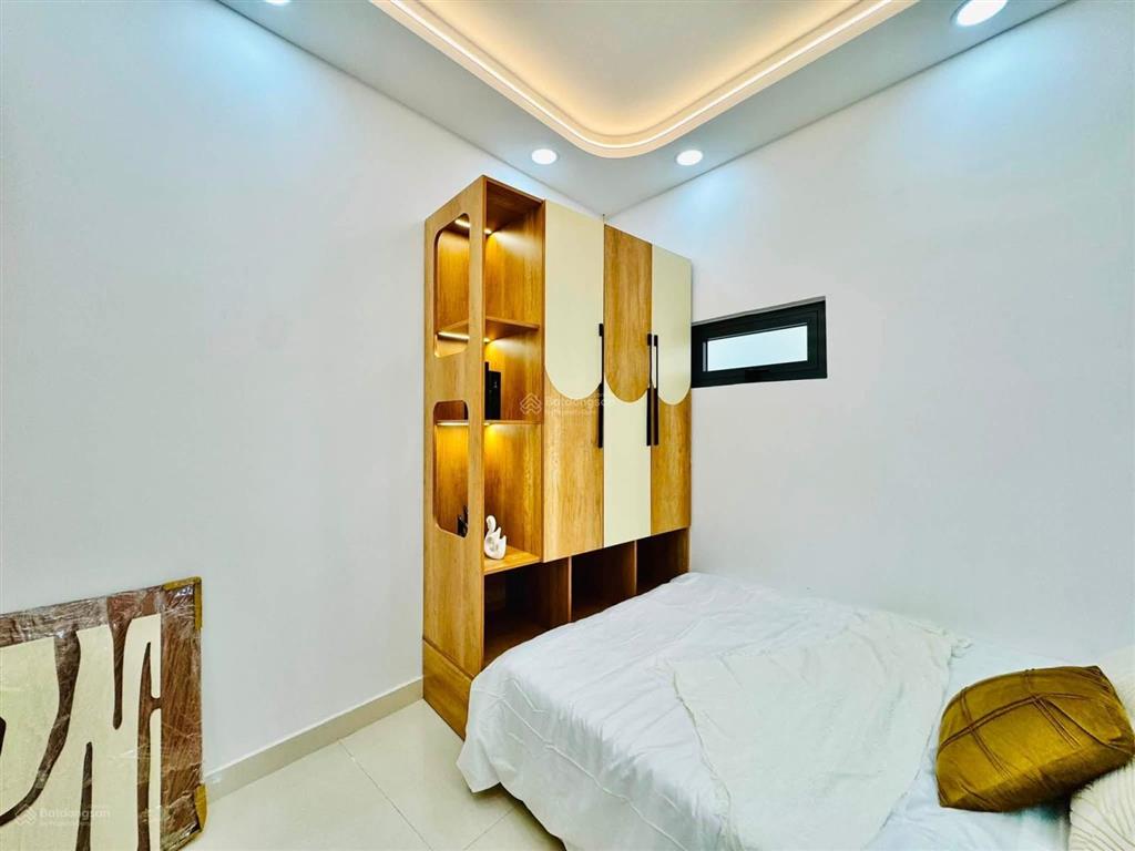 Bán gấp nhà ngay đường nguyễn thượng hiền p11 q. bình thạnh  44,8m2, sổ hồng riêng