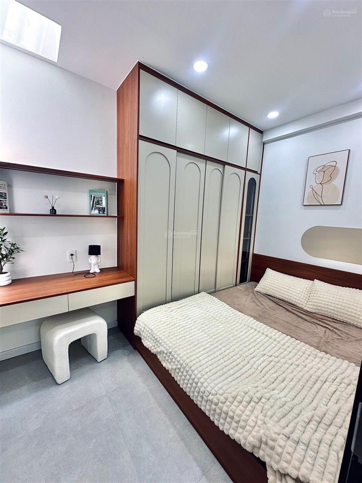 Bán nhà chính chủ đường quang trung p10 gò vấp chỉ 2tỷ6sổ hồng riêng,hẻm xe hơi