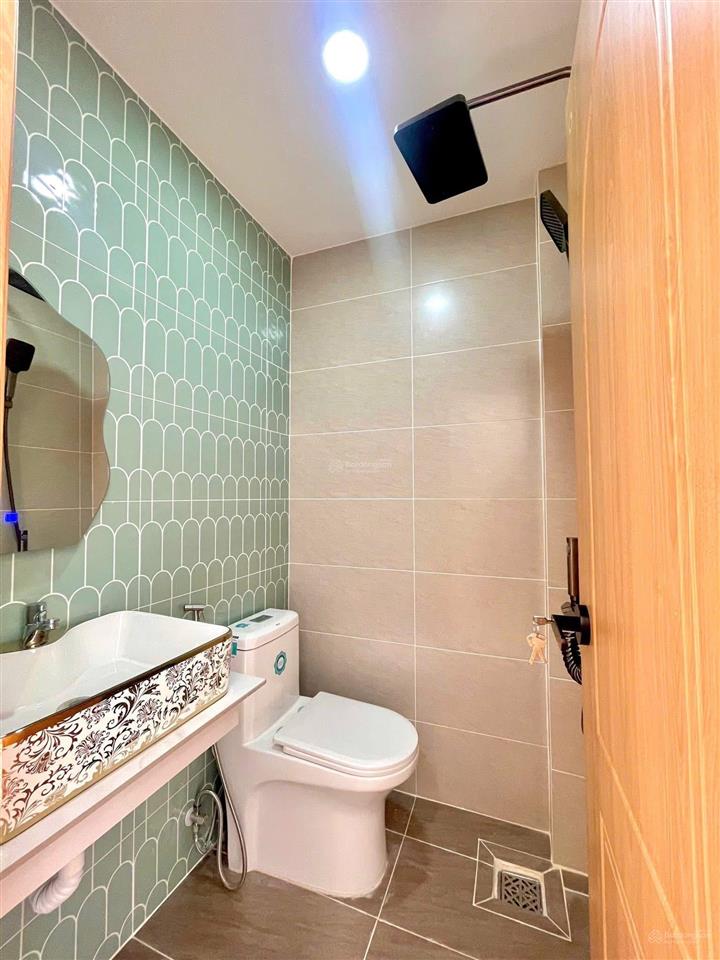 Bán nhà gấp ngay đường nguyên hồng p11 q. bình thạnh  45,6m2 sổ hồng riêng