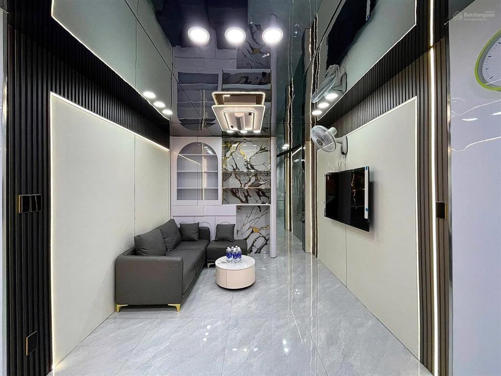 Nhà nhỏ xinh giá mềm chỉ 2tỷ780 ngay đường quang trung p8 q.gò vấp 45,6m2 sổ hồng riêng